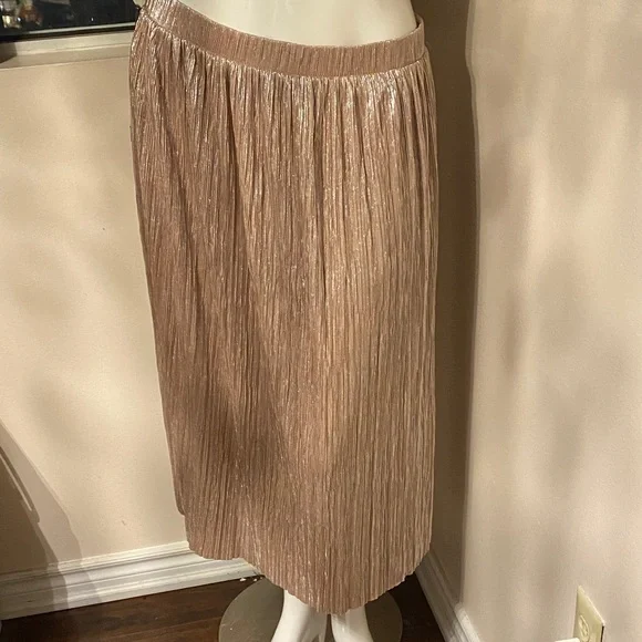 Vince Camuto Shimmering Tan Midi Skirt - Picture 5 of 8